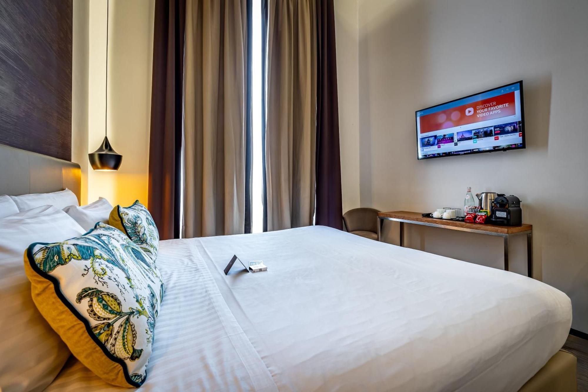 Palazzo Alfieri - Place Of Charme 4*